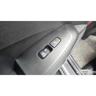 198076