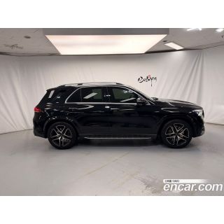 956962