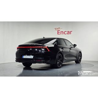 671103