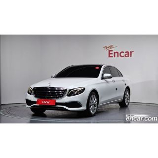 412258