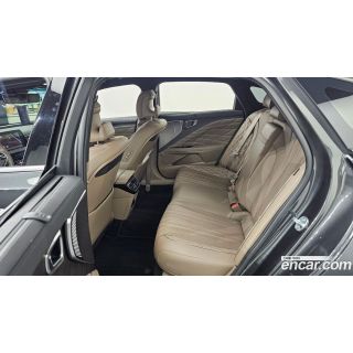 988610