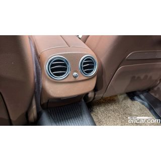 243824