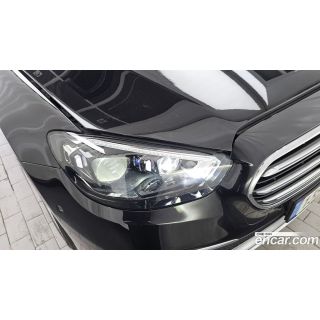 570783