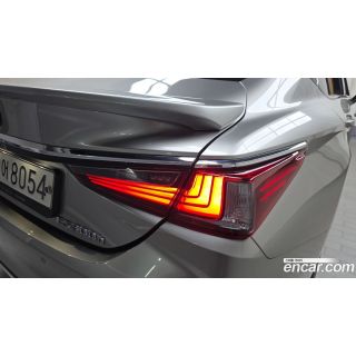 466317