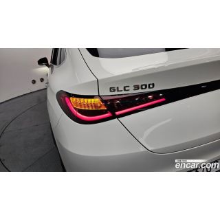 977473