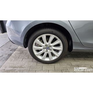 577986