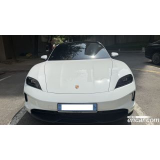 704773
