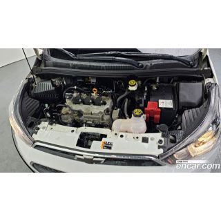 469811