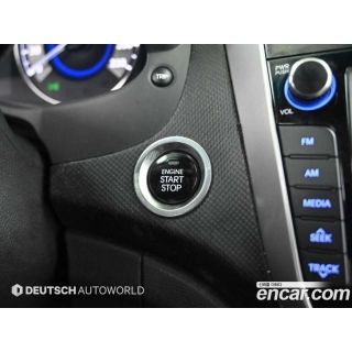 990010