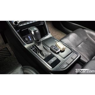 366328
