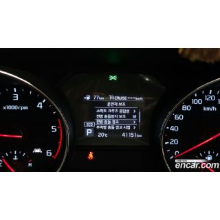 827103