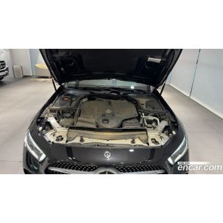 425487