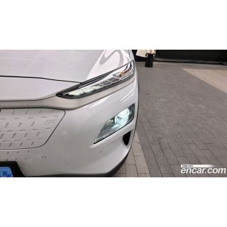 556183