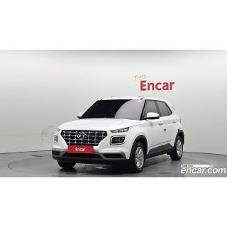 915561
