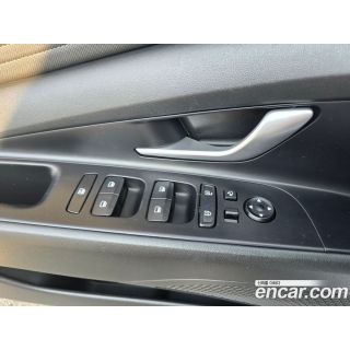 371400