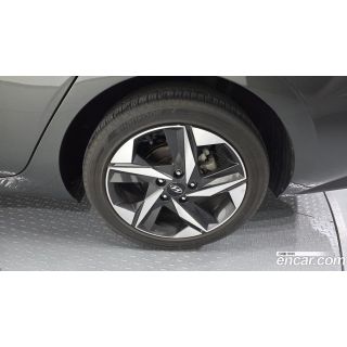 476561