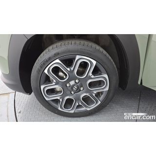 667279