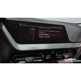 573599