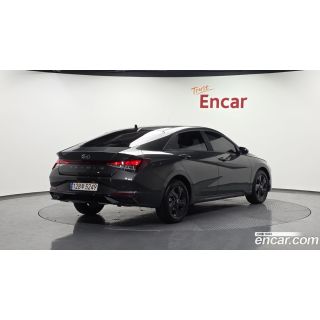 907627