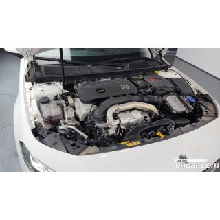 731828
