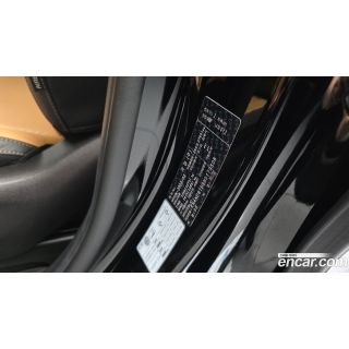 904562