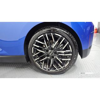 427709