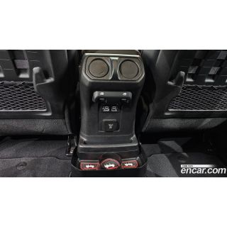 447747