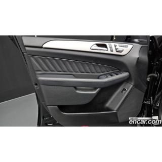 399946