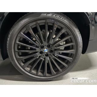 978617