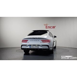 302084