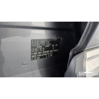 563385