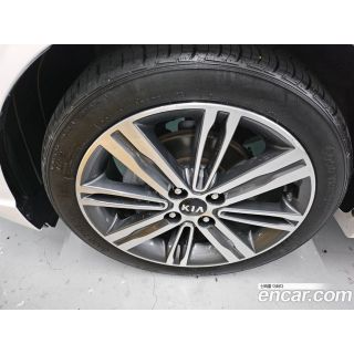 603793