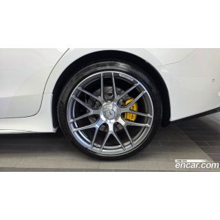 111529