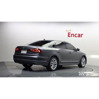 912874