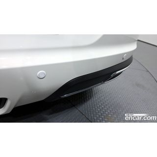 226819