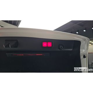 654027