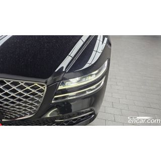 556793
