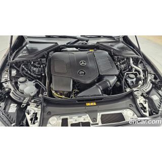 868112