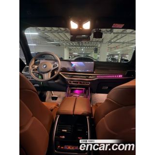 888750