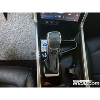 643371