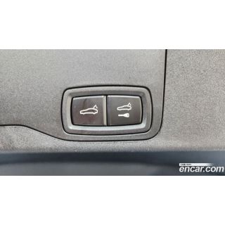 244427