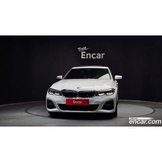 810232