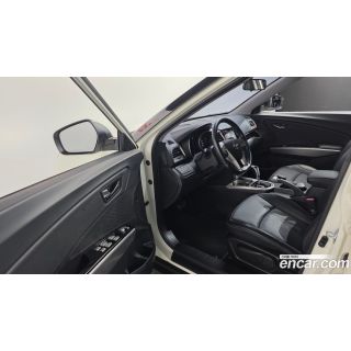 305769