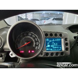 893565