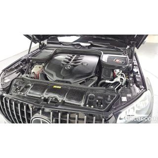 878580