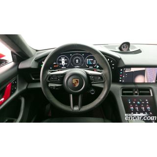 957711