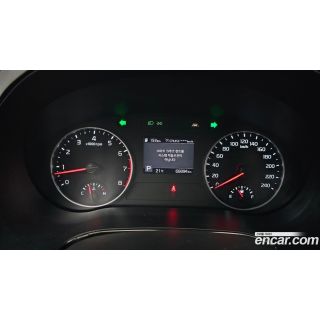 736905