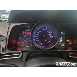 978002