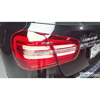 389703