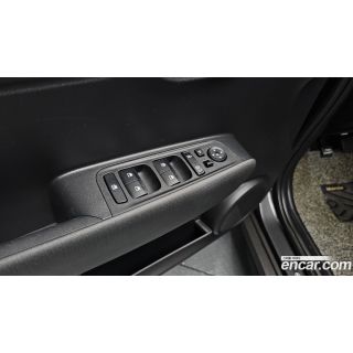 988018